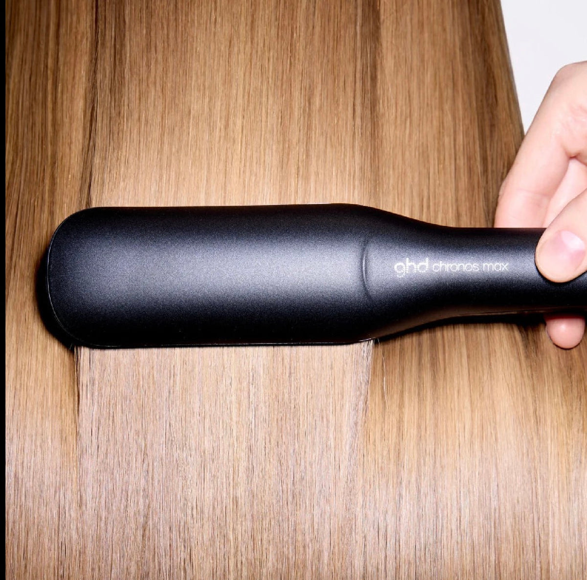 GHD CHRONOS MAX professional HD motion-responsive wide plate styler BLACK