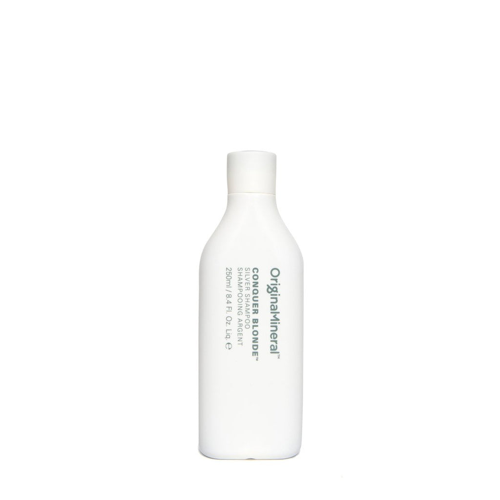 O&M Conquer Blonde Shampoo 250ml - AtsiHairSupplies
